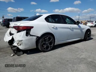 2020 Alfa Romeo Giulia with VIN ZARFAMAN6L7626100, listed as a Copart auction lot 51003135 with 41,991 mi miles and Salvage title. Bid and sale history available at DreamBid. Image 3.