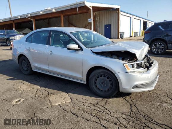 2013 Volkswagen Jetta SE with VIN 3VWDP7AJ0DM244230, listed as a Copart auction lot 61310145 with 115,360 mi miles and Salvage title. Bid and sale history available at DreamBid. Image 4.