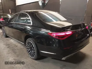2021 Mercedes-Benz S 580 z VIN W1K6G7GBXMA032708, wystawiony jako IAAI lot #41402450 z przebiegiem 30 065 mil mil oraz . Historia ofert i sprzedaży dostępna na DreamBid. Obrazek 3.