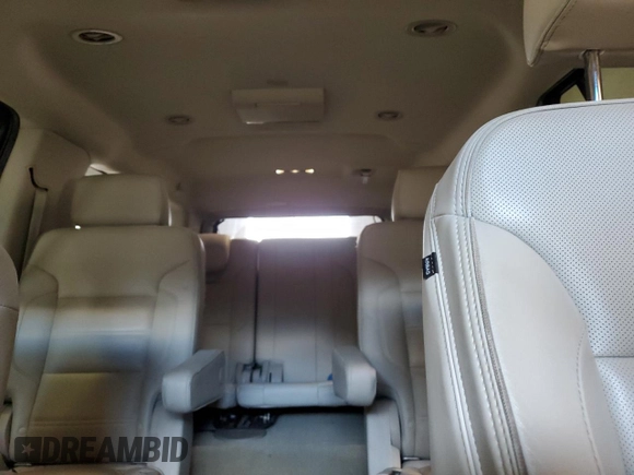 2018 GMC Yukon XL Denali with VIN 1GKS2HKJXJR141084, listed as a Copart auction lot 70080124 with 71,769 mi miles and Salvage Title. Bid and sale history available at carsss.com. Image 10.