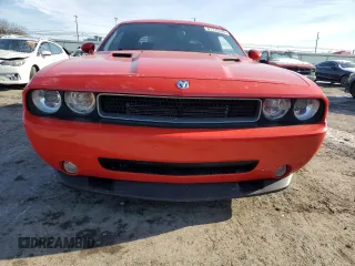 2010 Dodge Challenger SRT-8 with VIN 2B3CJ7DW3AH142519, listed as a Copart auction lot 41775425 with 84,871 mi miles and Salvage title. Bid and sale history available at DreamBid. Image 5.