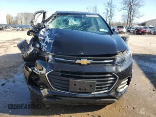 2020 Chevrolet Trax LS with VIN KL7CJKSB1LB324892, listed as a Copart auction lot 53208085 with 62,180 mi miles and Salvage Title. Bid and sale history available at DreamBid. Image 5.