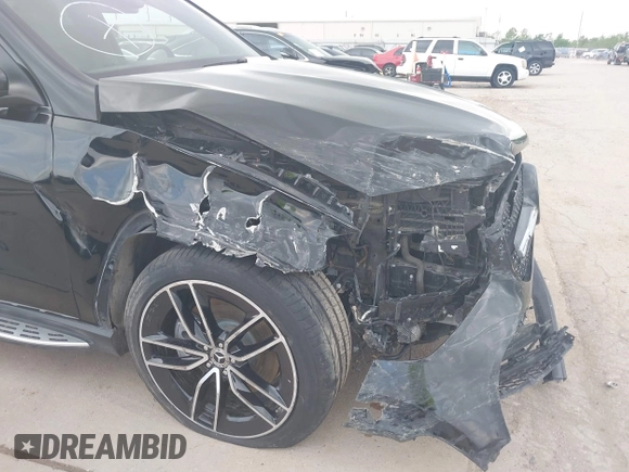 2021 Mercedes-Benz GLE 450 with VIN 4JGFB5KE6MA449902, listed as a IAAI auction lot 41933590 with 40,459 mi miles and . Bid and sale history available at DreamBid. Image 6.