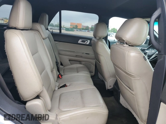 2011 Ford Explorer XLT z VIN 1FMHK8D83BGA34161, wystawiony jako Copart lot #61349825 z przebiegiem 250 382 mil mil oraz Szkoda całkowita • Salvage title. Historia ofert i sprzedaży dostępna na DreamBid. Obrazek 11.
