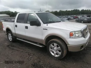 2007 Ford F-150 XLT with VIN 1FTPW14VX7FB04446, listed as a IAAI auction lot 42115454 with 247,066 mi miles. Bid and sale history available at carsss.com. Image 1.