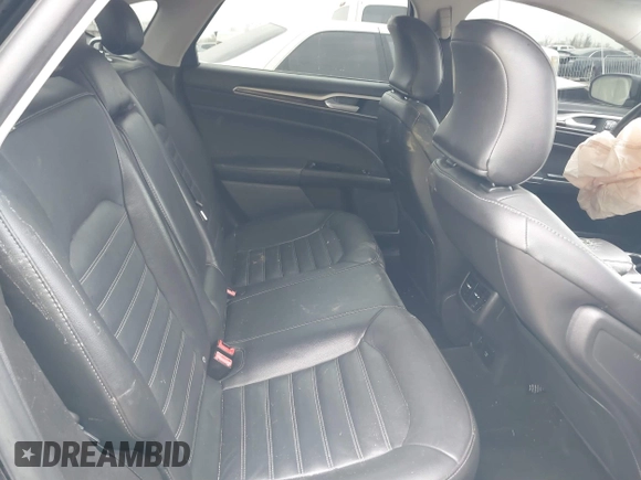 2016 Ford Fusion SE with VIN 3FA6P0H96GR327785, listed as a IAAI auction lot 41744268 with 261,319 mi miles and . Bid and sale history available at carsss.com. Image 8.