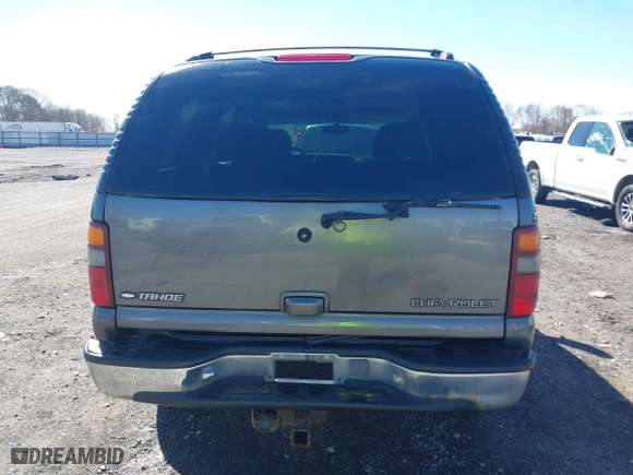 2001 Chevrolet Tahoe LS with VIN 1GNEK13T51J268816, listed as a IAAI auction lot 41654722 with 265,164 mi miles. Bid and sale history available at carsss.com. Image 16.