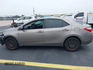 2016 Toyota Corolla L z VIN 2T1BURHE8GC707218, wystawiony jako IAAI lot #42424787 z przebiegiem 282 688 mil mil oraz . Historia ofert i sprzedaży dostępna na DreamBid. Obrazek 15.