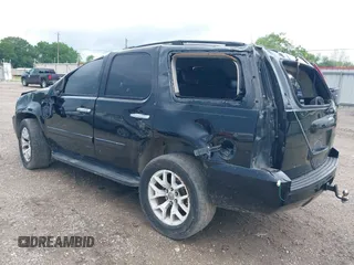 2007 Chevrolet Tahoe LS с VIN 1GNFC13C27R279400, выставлен на аукционе IAAI как лот 39134497 с пробегом 205 338 миль миль и . История ставок и продаж доступна на DreamBid. Изображение 3.