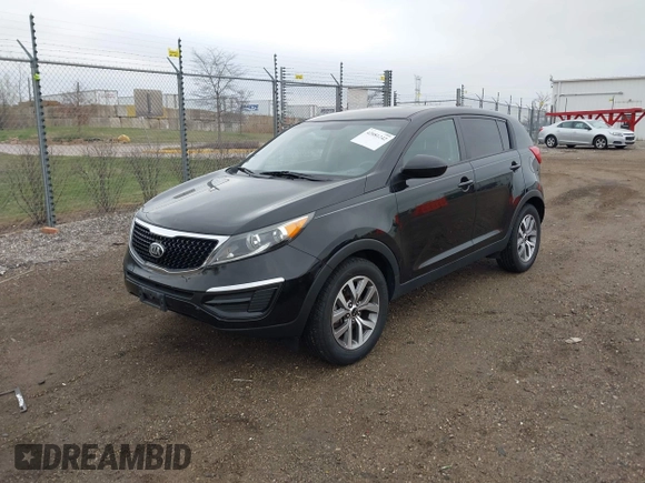 2015 Kia Sportage LX with VIN KNDPB3AC6F7677007, listed as a IAAI auction lot 42081242 with 63,976 mi miles and . Bid and sale history available at carsss.com. Image 2.