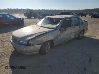 2000 Volvo S70 z VIN YV1LS61J7Y2632876, wystawiony jako Copart lot #43056285 z przebiegiem Nie podano mil oraz Szkoda całkowita • Salvage title. Historia ofert i sprzedaży dostępna na DreamBid. Obrazek 1.