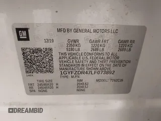 2020 Cadillac XT4 AWD Premium Luxury with VIN 1GYFZDR47LF073892, listed as a IAAI auction lot 42173334 with 40,289 mi miles. Bid and sale history available at carsss.com. Image 9.