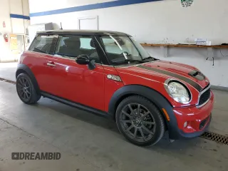 2011 MINI Hardtop S с VIN WMWSV3C59BTY20708, выставлен на аукционе Copart как лот 65652325 с пробегом 88 382 миль миль и Чистый • Clean title. История ставок и продаж доступна на DreamBid. Изображение 4.
