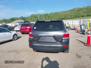 2011 Toyota Highlander Limited with VIN 5TDDK3EH7BS068694, listed as a IAAI auction lot 42252513 with 163,816 mi miles and . Bid and sale history available at DreamBid. Image 16.