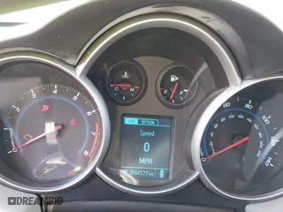2014 Chevrolet Cruze LS with VIN 1G1PA5SG3E7270009, listed as a IAAI auction lot 40033837 with 94,577 mi miles. Bid and sale history available at carsss.com. Image 7.