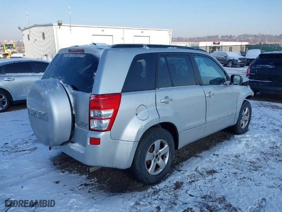 2007 Suzuki Grand Vitara Xsport with VIN JS3TE944774205061, listed as a IAAI auction lot 41284707 with 1 mi miles. Bid and sale history available at carsss.com. Image 4.