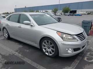 2013 Hyundai Equus Signature with VIN KMHGH4JH5DU062734, listed as a IAAI auction lot 42701207 with 97,413 mi miles and . Bid and sale history available at DreamBid. Image 1.