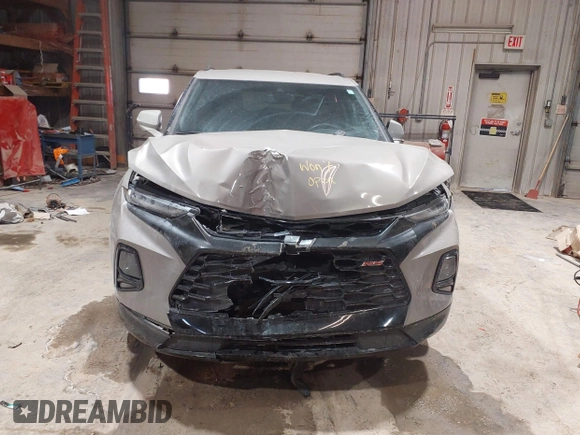2021 Chevrolet Blazer RS z VIN 3GNKBKRS4MS511445, wystawiony jako IAAI lot #41376452 z przebiegiem 34 843 mil mil oraz . Historia ofert i sprzedaży dostępna na DreamBid. Obrazek 12.