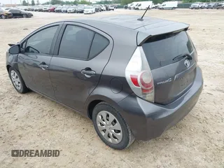 2014 Toyota Prius One z VIN JTDKDTB33E1084788, wystawiony jako IAAI lot #42440966 z przebiegiem 304 181 mil mil oraz . Historia ofert i sprzedaży dostępna na DreamBid. Obrazek 3.