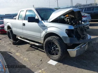 2011 Ford F-150 XL with VIN 1FTEX1CM7BFB20562, listed as a IAAI auction lot 41267400 with 212,620 mi miles. Bid and sale history available at carsss.com. Image 1.