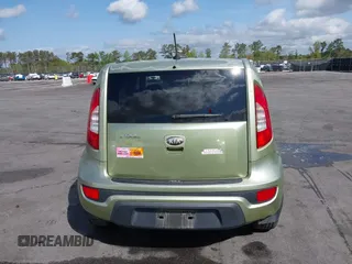2013 Kia Soul + with VIN KNDJT2A69D7543130, listed as a IAAI auction lot 41914445 with 127,489 mi miles. Bid and sale history available at carsss.com. Image 17.