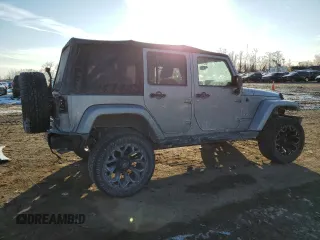 2018 Jeep Wrangler JK Unlimited Sahara with VIN 1C4HJWEGXJL922218, listed as a Copart auction lot 42282815 with 124,637 mi miles and Salvage Title. Bid and sale history available at carsss.com. Image 3.