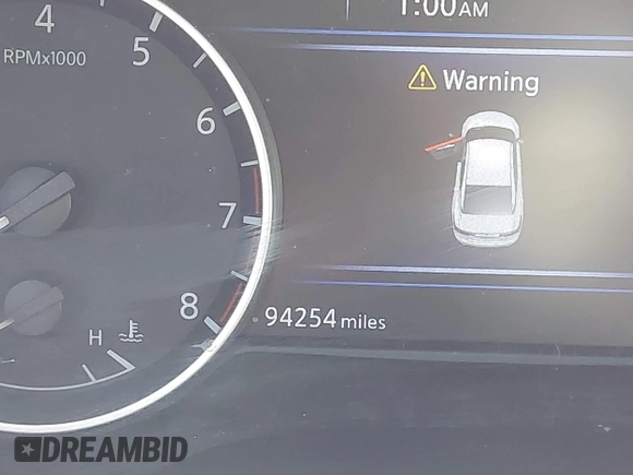 2017 Nissan Maxima SR with VIN 1N4AA6AP2HC401968, listed as a IAAI auction lot 40267157 with 94,254 mi miles and . Bid and sale history available at DreamBid. Image 14.