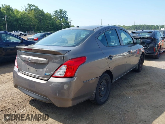 2016 Nissan Versa S с VIN 3N1CN7AP3GL877696, выставлен на аукционе IAAI как лот 42660396 с пробегом 147 182 миль миль и . История ставок и продаж доступна на DreamBid. Изображение 4.