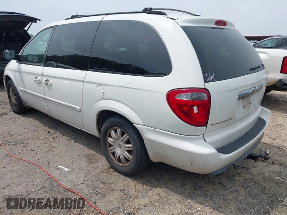 2006 Chrysler Town & Country Touring with VIN 2A4GP54L46R859144, listed as a IAAI auction lot 42037427 with 265,354 mi miles and . Bid and sale history available at DreamBid. Image 3.