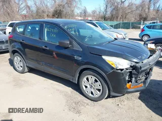 2014 Ford Escape S with VIN 1FMCU0F72EUA67359, listed as a IAAI auction lot 41674501 with 104,580 mi miles. Bid and sale history available at carsss.com. Image 1.