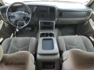 2005 GMC Yukon XL SLE with VIN 1GKEC16Z45J252736, listed as a Copart auction lot 55887734 with 244,024 mi miles and Salvage Title. Bid and sale history available at carsss.com. Image 8.