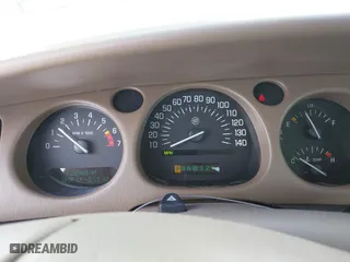 2005 Buick LeSabre Limited with VIN 1G4HR54K45U118744, listed as a IAAI auction lot 41589647 with 203,465 mi miles. Bid and sale history available at carsss.com. Image 7.