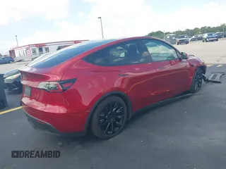 2024 Tesla Model Y с VIN 7SAYGDED8RF019494, выставлен на аукционе IAAI как лот 42336856 с пробегом 3 551 миль миль и . История ставок и продаж доступна на DreamBid. Изображение 4.
