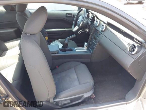 2005 Ford Mustang Deluxe with VIN 1ZVFT80NX55145615, listed as a IAAI auction lot 42511360 with 236,242 mi miles and . Bid and sale history available at DreamBid. Image 5.