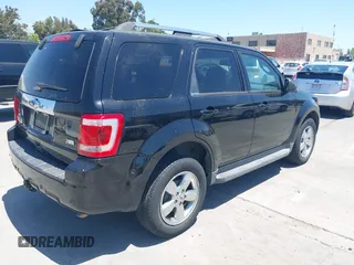 2012 Ford Escape Limited z VIN 1FMCU0EGXCKB30556, wystawiony jako IAAI lot #42383044 z przebiegiem 151 503 mil mil oraz . Historia ofert i sprzedaży dostępna na DreamBid. Obrazek 4.