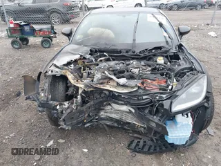 2022 Toyota GR86 with VIN JF1ZNBC12N8753360, listed as a IAAI auction lot 41109470 with 1 mi miles. Bid and sale history available at carsss.com. Image 6.