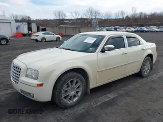 2010 Chrysler 300 Touring with VIN 2C3CK5CV7AH188979, listed as a IAAI auction lot 41674166 with 143,374 mi miles. Bid and sale history available at carsss.com. Image 2.