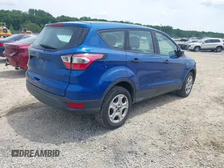 2017 Ford Escape S z VIN 1FMCU0F76HUE87288, wystawiony jako IAAI lot #42557291 z przebiegiem 206 054 mil mil oraz . Historia ofert i sprzedaży dostępna na DreamBid. Obrazek 4.