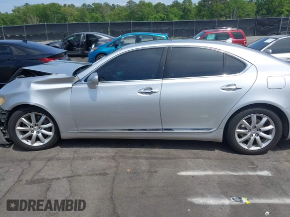 2008 Lexus LS 460 with VIN JTHBL46FX85061520, listed as a IAAI auction lot 42081510 with 225,026 mi miles and . Bid and sale history available at DreamBid. Image 14.