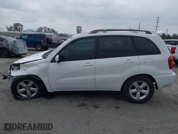 2005 Toyota RAV4 with VIN JTEGD20V750057938, listed as a IAAI auction lot 41894571 with 158,589 mi miles. Bid and sale history available at carsss.com. Image 13.