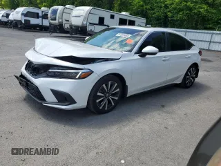 2024 Honda Civic EX-L z VIN 19XFL1H72RE031859, wystawiony jako Copart lot #57231005 z przebiegiem 10 633 mil mil oraz Szkoda całkowita • Salvage title. Historia ofert i sprzedaży dostępna na DreamBid. Obrazek 1.