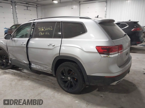 2023 Volkswagen Atlas SE с VIN 1V2HR2CA5PC516757, выставлен на аукционе IAAI как лот 41236062 с пробегом 23 485 миль миль и . История ставок и продаж доступна на DreamBid. Изображение 3.