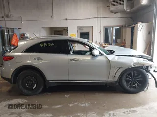 2017 Infiniti QX70 with VIN JN8CS1MW5HM414024, listed as a IAAI auction lot 41941086 with Not Provided miles and . Bid and sale history available at DreamBid. Image 13.