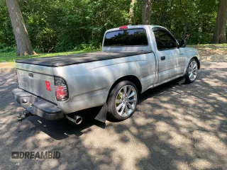 2003 Toyota Tacoma with VIN 5TENL42NX3Z150327, listed as a Copart auction lot 66626235 with 189,005 mi miles and Clean title. Bid and sale history available at DreamBid. Image 4.