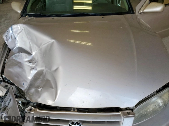 1999 Toyota Camry LE z VIN 4T1BG22K3XU392937, wystawiony jako Copart lot #57371225 z przebiegiem 187 793 mil mil oraz Szkoda całkowita • Salvage title. Historia ofert i sprzedaży dostępna na DreamBid. Obrazek 11.