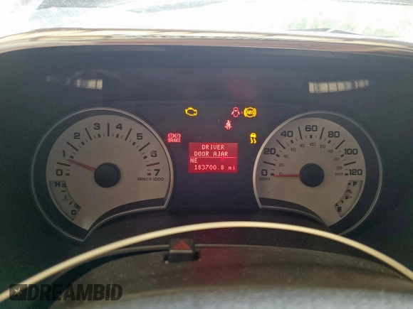 2010 Ford Explorer Sport Trac Limited с VIN 1FMEU3DE7AUA29311, выставлен на аукционе Copart как лот 65551435 с пробегом 183 700 миль миль и Списание • Salvage title. История ставок и продаж доступна на DreamBid. Изображение 9.