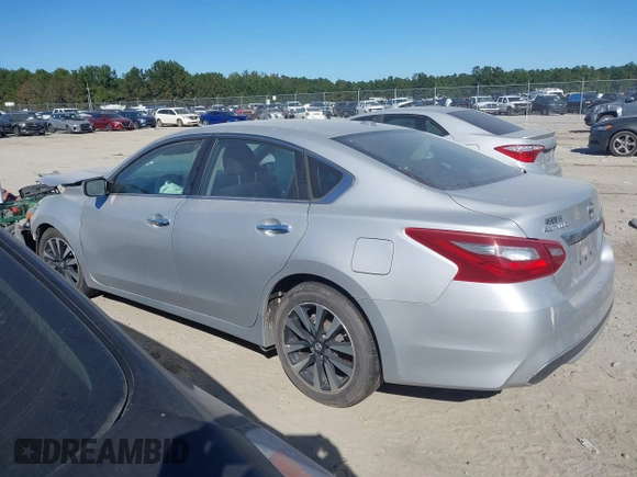 2018 Nissan Altima SR with VIN 1N4AL3AP4JC205173, listed as a IAAI auction lot 40567623 with 110,262 mi miles and . Bid and sale history available at DreamBid. Image 14.