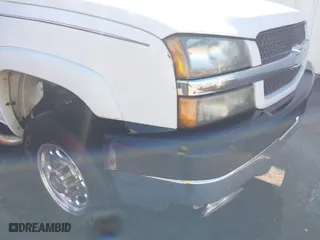 2003 Chevrolet Silverado 2500HD LS with VIN 1GCHK23113F221752, listed as a IAAI auction lot 41540935 with 414,826 mi miles. Bid and sale history available at carsss.com. Image 6.