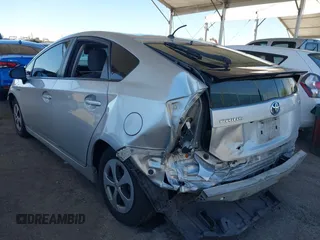 2015 Toyota Prius Four with VIN JTDKN3DU8F1999155, listed as a IAAI auction lot 41852226 with 415,013 mi miles. Bid and sale history available at carsss.com. Image 3.