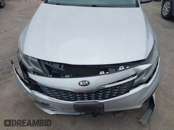 2020 Kia Optima LX with VIN 5XXGT4L34LG388596, listed as a IAAI auction lot 41899442 with 95,792 mi miles. Bid and sale history available at carsss.com. Image 6.